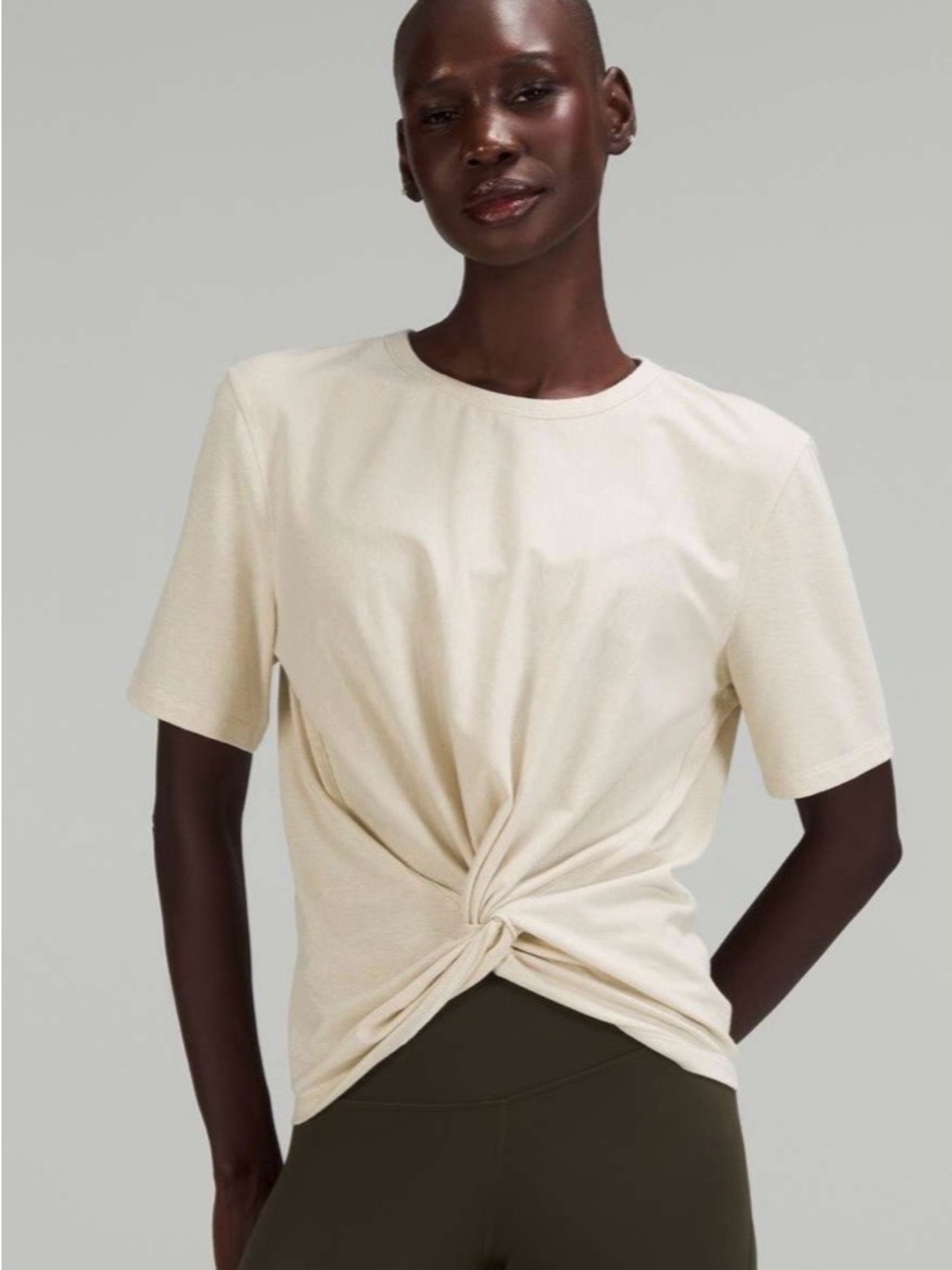Lululemon crescent Tee shirt size 2 NWT